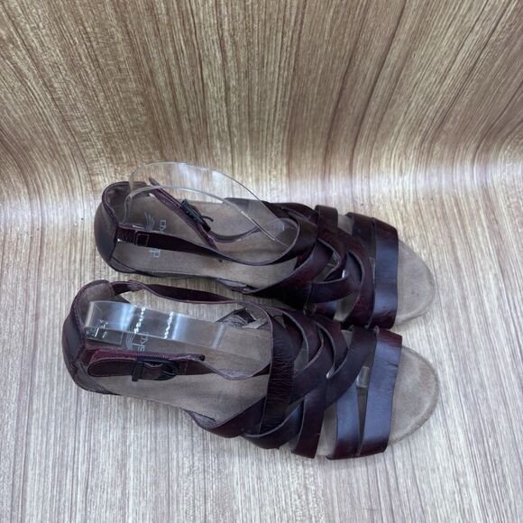 Dansko Vivian Strappy Wedge Sandals Shoes Women’s Size 39 EU/8.5-9 US Burgundy - Picture 2 of 9